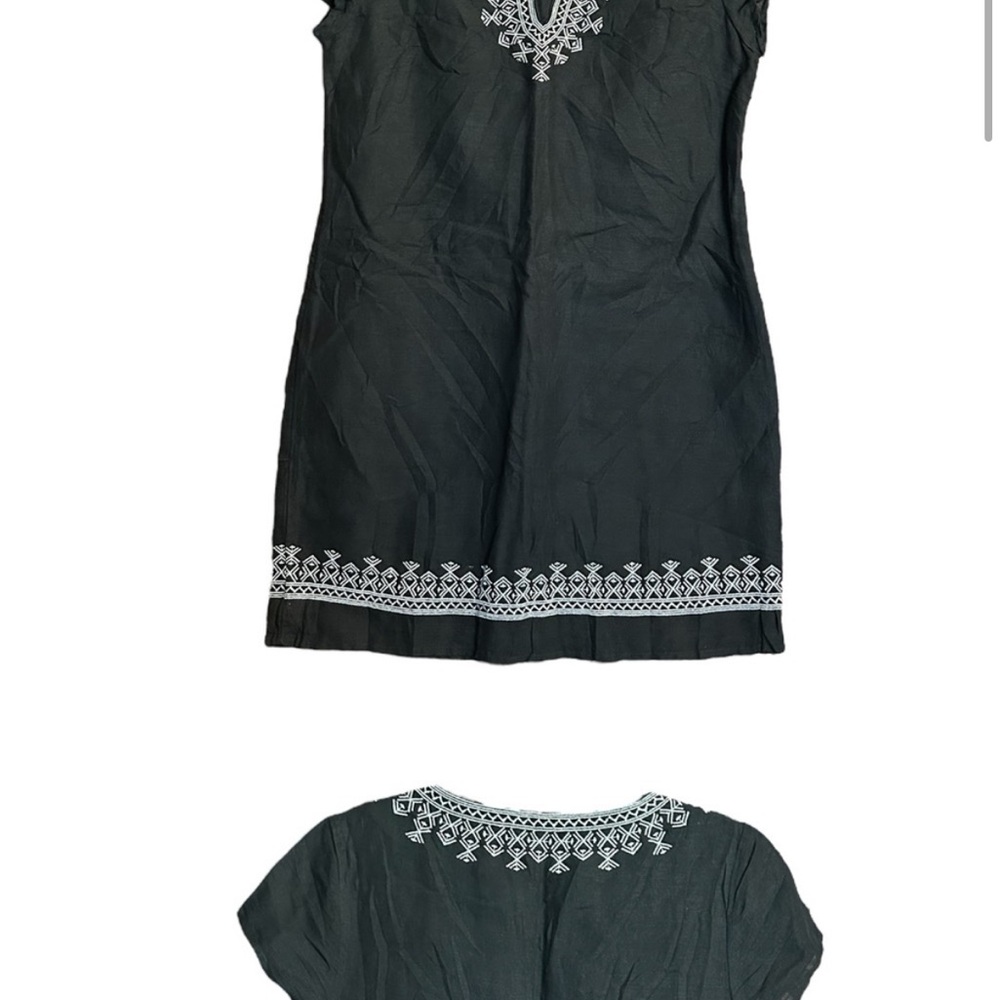 $10 Vineyard Vines Embroidered Shift Dress - Picture 7 of 7